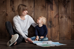 https://www.pexels.com/photo/boy-child-childhood-happiness-235554/
