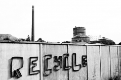 Recycled from Martin Lissmyr via Flickr (https://www.flickr.com/photos/martinlissmyr/3749099435/in/photolist-6Hi7Dr-5K3PVV-euBWE-bEMyN5-38wB6-cnL4ju-pWrzgK-6GKkrE-Ugew2m-9oiUCV-a3Fi6P-bJVAiM-4HmyjA-7CUHNe-Eyu4A-gspo9o-4vuyjn-8tc6bg-7MnnLf-8civta-9m7XTc-U5iwGx-EdKK3-wonZf-9FaHPV-6kwijQ-2oJKtT-fzSH1f-5DwWxm-9hJfzP-5Avoou-5PsqKT-a61stE-34R6sX-62Gzs7-o6rqAc-5fCWVK-rAfWP-91J212-4FiqNN-5kUDJL-8hk4Yi-4cxS5e-dRst2P-BEYXi-J9y6t-QzXDF-57XSbw-7occ7Y-Y7JK3N), cc (https://creativecommons.org/licenses/by/2.0/)